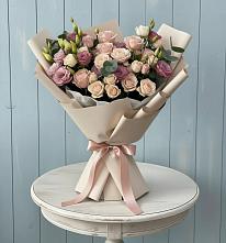 Букет цветов из:  Розы и Лизиантусы в Белинском