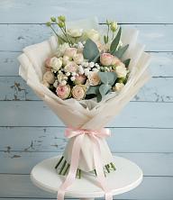 Букет цветов из:  Розы и Лизиантусы в Белинском