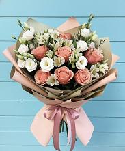 Букет цветов из:  Розы, Альстромерии и Лизиантусы в Белинском