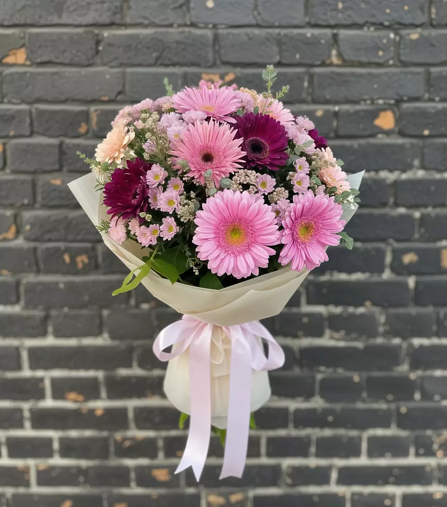 Букет цветов из: Герберы и Хризантемы в Белинском
