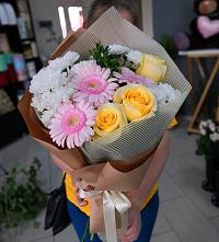 Букет цветов из:  Герберы, Розы и Хризантемы в Белинском