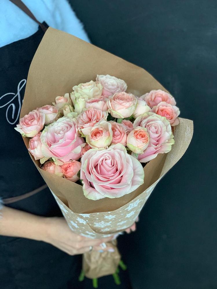 Букет цветов из: Хризантемы и Розы в Белинском