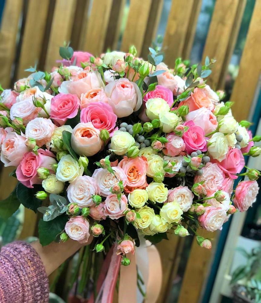 Букет цветов из: Розы в Белинском