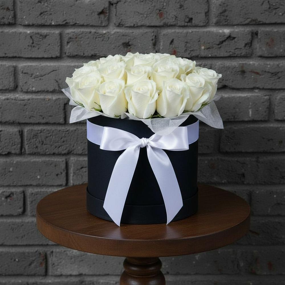 Цветочная композиция из Розы в шляпной коробке в Белинском