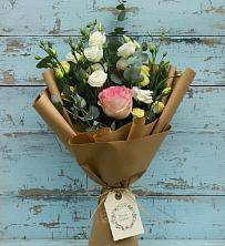 Букет цветов из:  Розы и Лизиантусы в Белинском